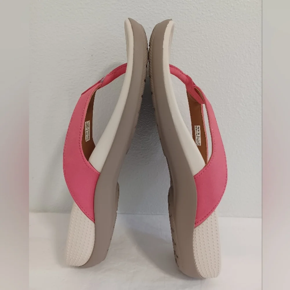 Crocs thong flip-flop sandals coral/cream size 9w Women’s - Picture 7 of 9